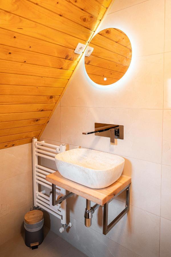 Organic Tourist Farm Pri Plajerju Apartment เทรนตา ภายนอก รูปภาพ