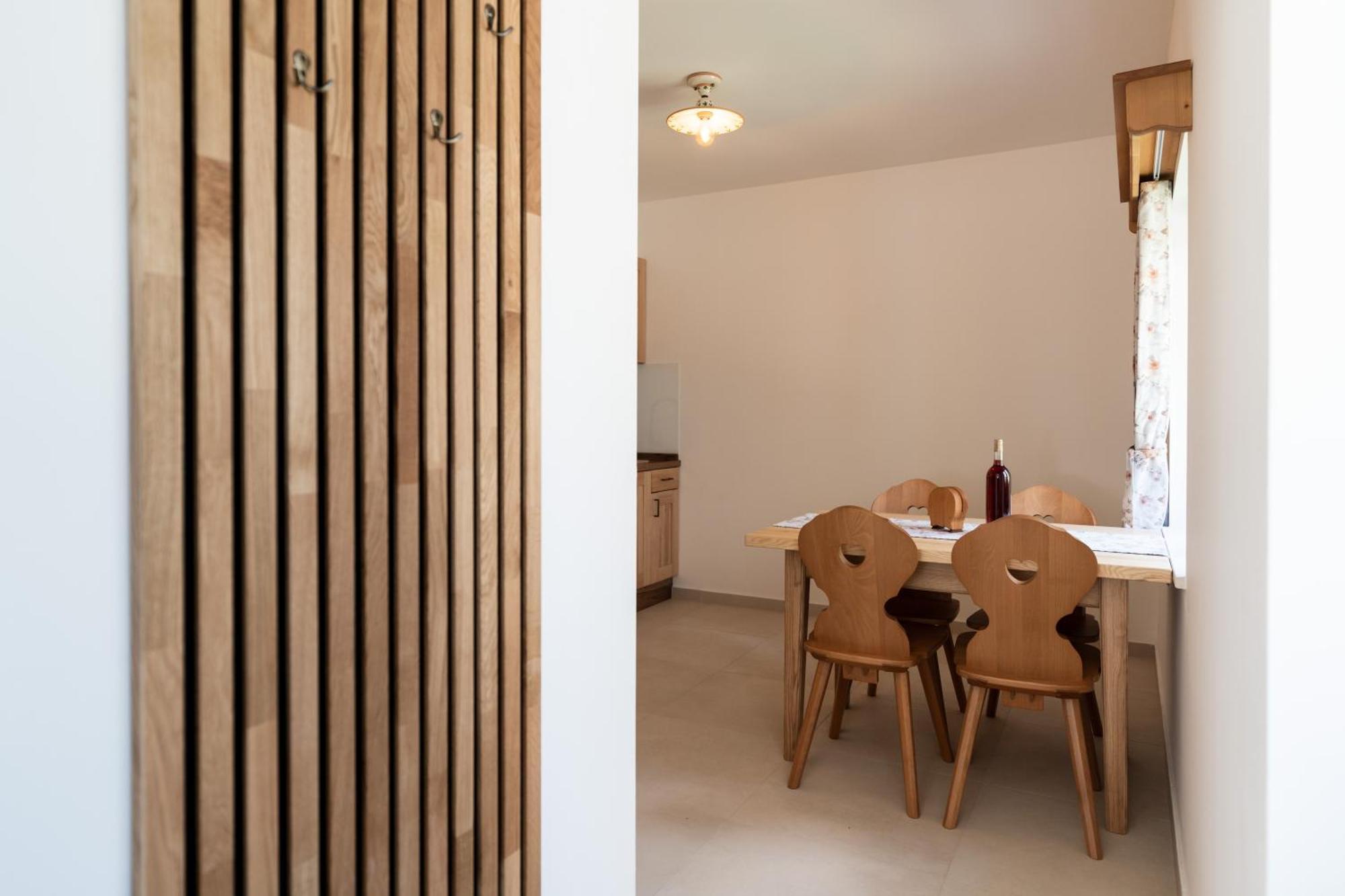 Organic Tourist Farm Pri Plajerju Apartment เทรนตา ภายนอก รูปภาพ